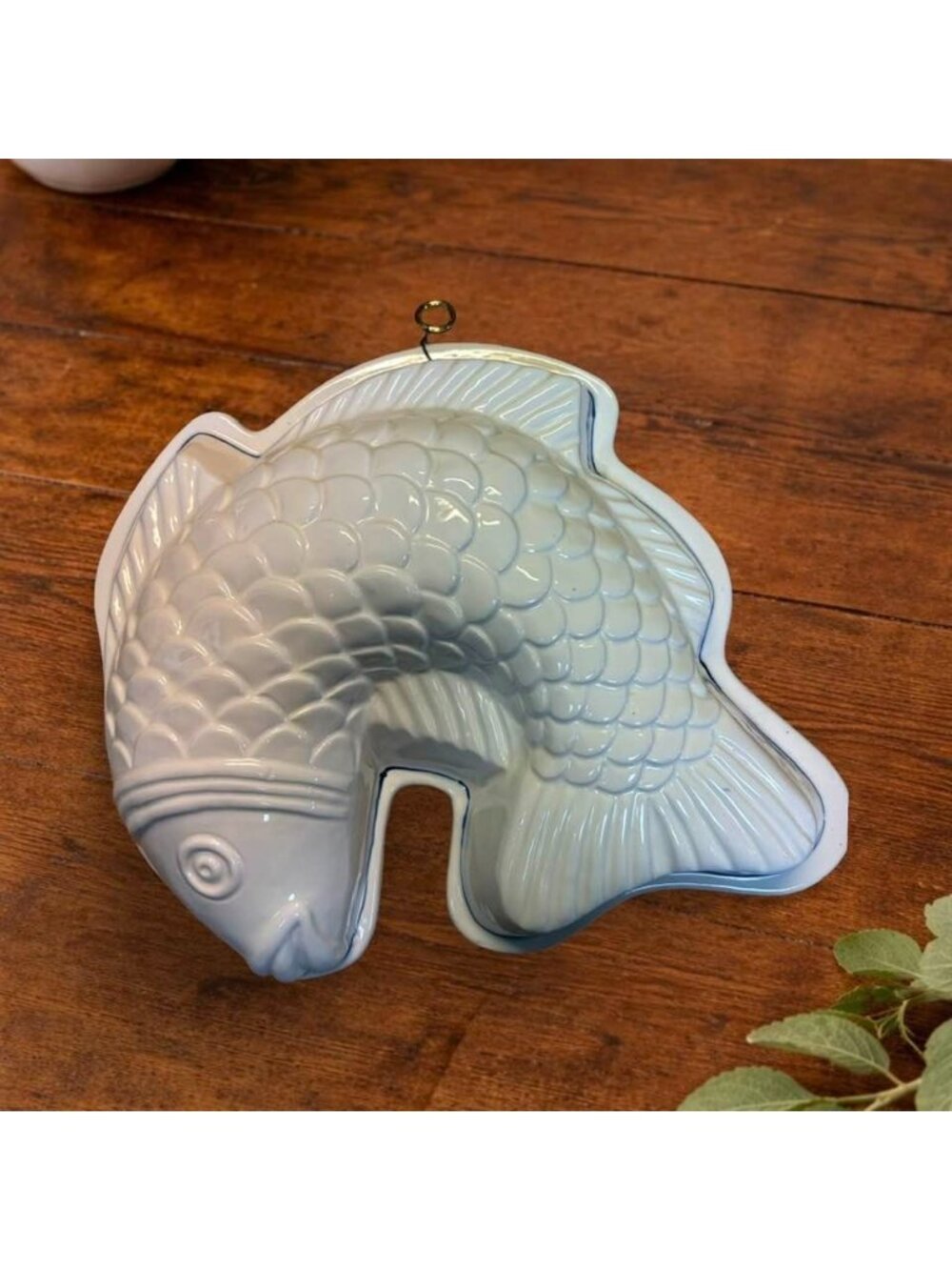 Ceramic Fish-Shaped Wall Hanging Mold With Blue Trim 12"x10" Nautical/Farmhouse